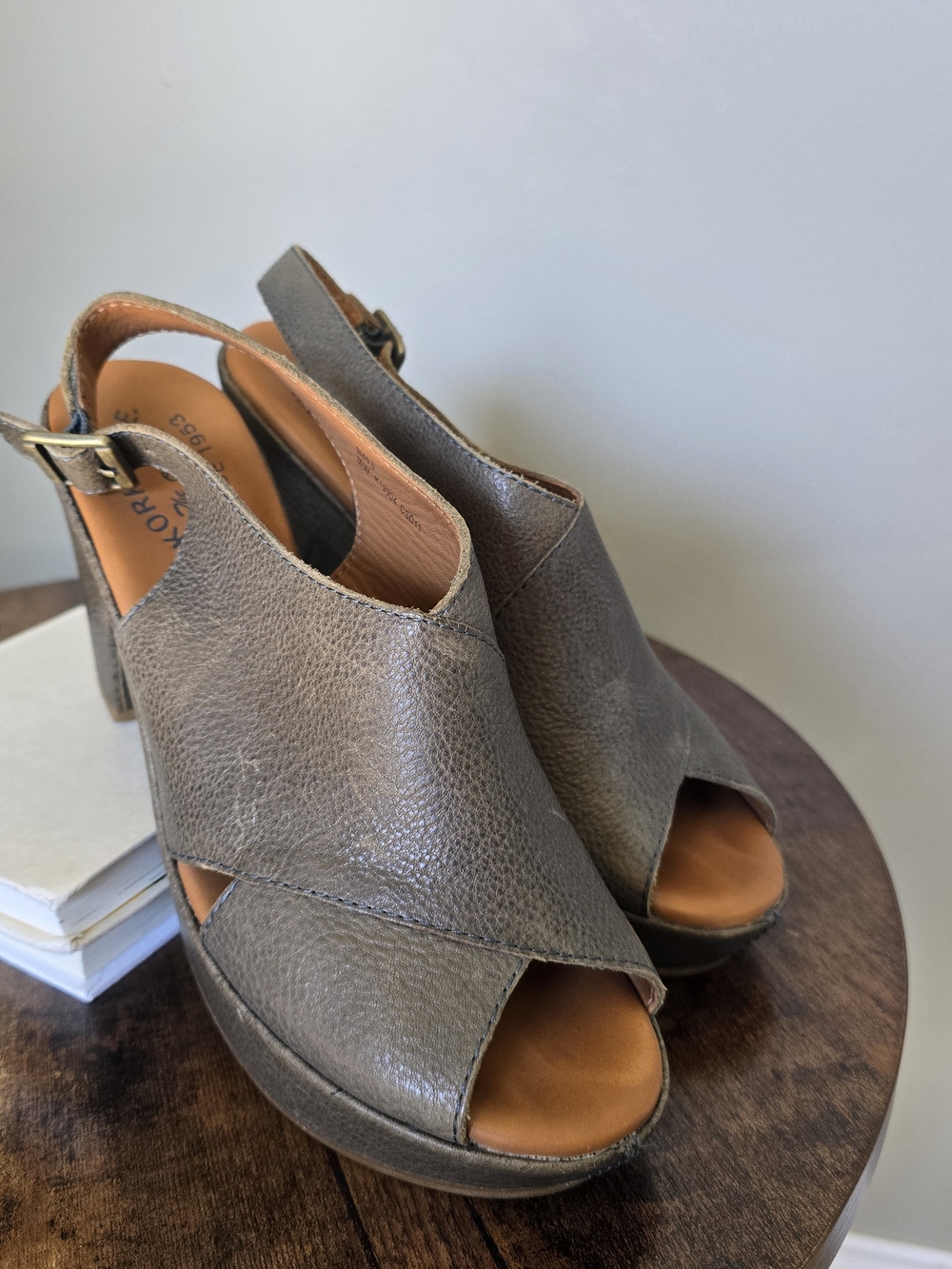 Kork-Ease Taupe Leather Peep-Toe Slingback Heels